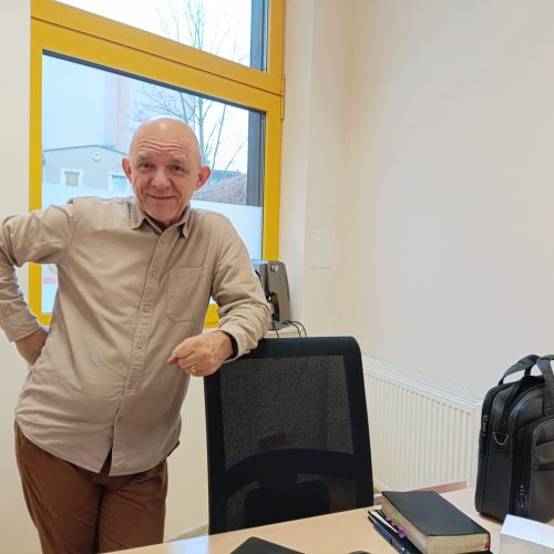 Adullam daje szansę na powrót do normalności